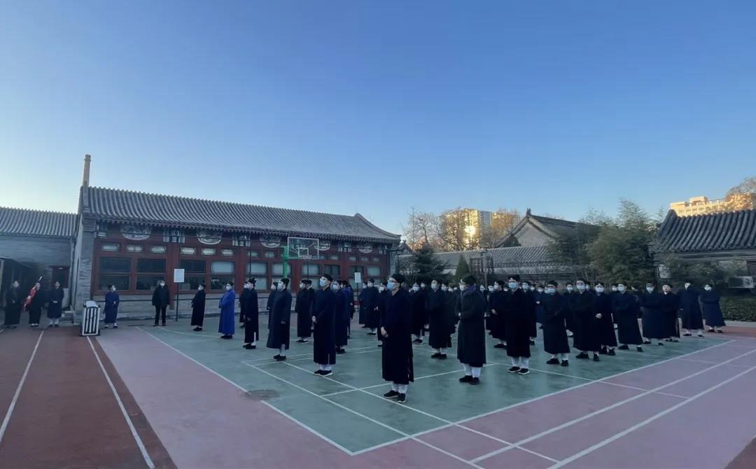 中国道教学院举行元旦升国旗仪式