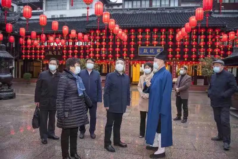 上海市委常委、统战部长郑钢淼赴宗教场所走访排查