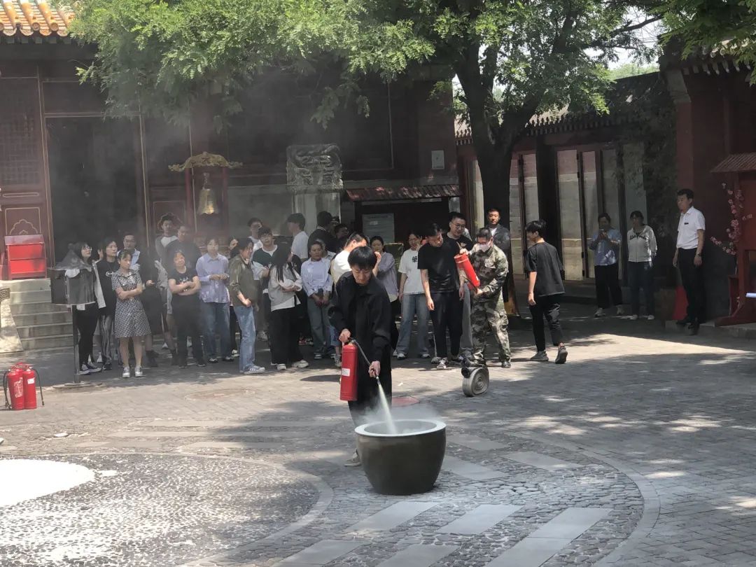 北京市道协所属场所和自管房使用单位分别开展消防演练