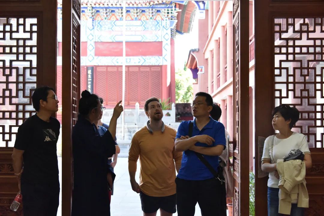 武汉大学哲学学院与台湾大学学者一行到武当山道教学院参访交流